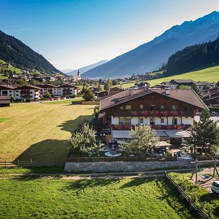 Hotel Brunnenhof Neustift im Stubaital Luaran gambar