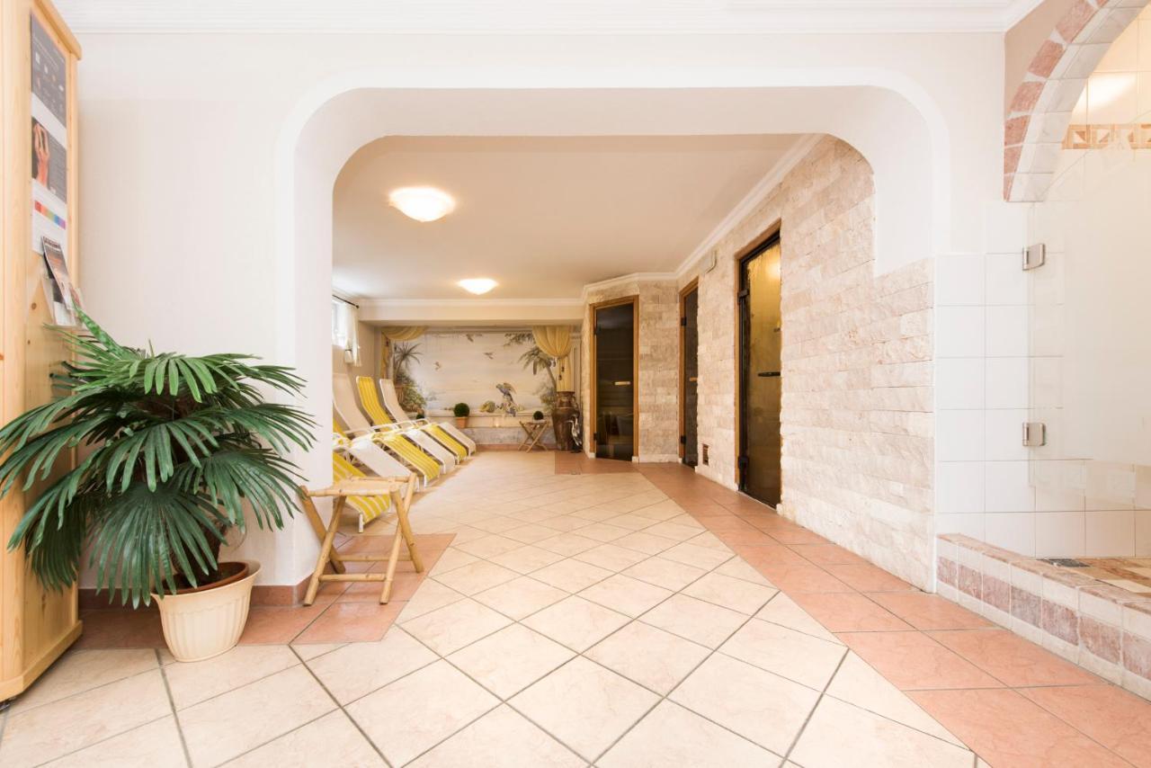 Hotel Brunnenhof Neustift im Stubaital Luaran gambar